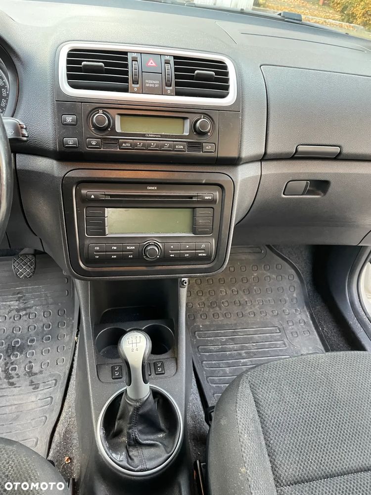 Skoda Fabia 1.6 16V Ambiente - 10