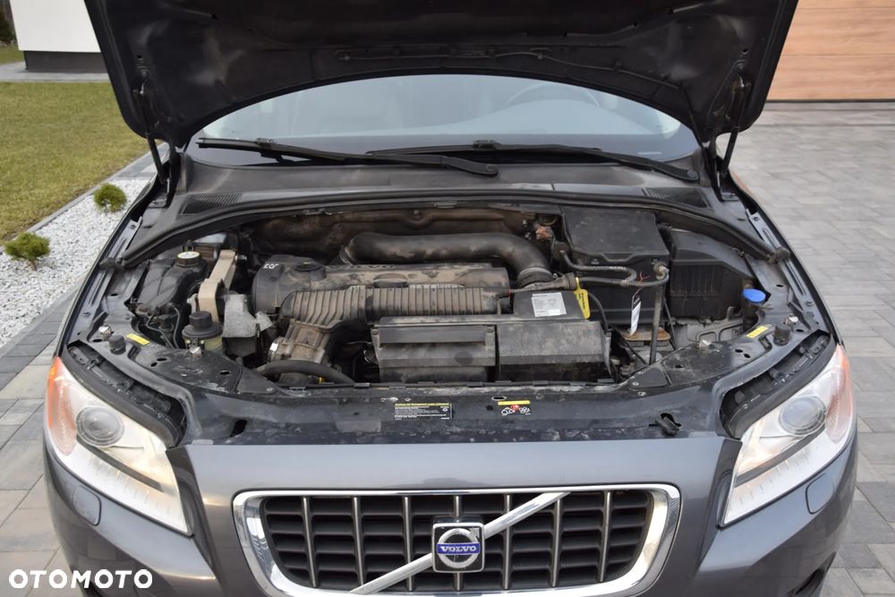 Volvo V70 2.5T Summum - 18