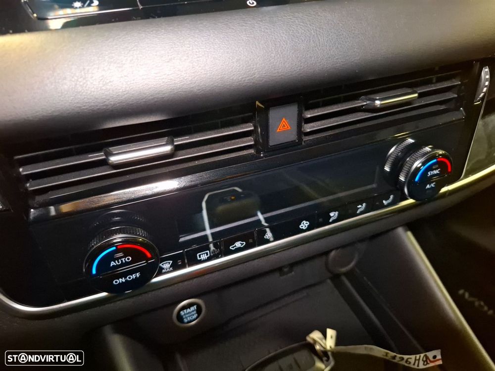 Nissan Qashqai 1.3 DIG-T N-Connecta LED+TT Xtronic - 14