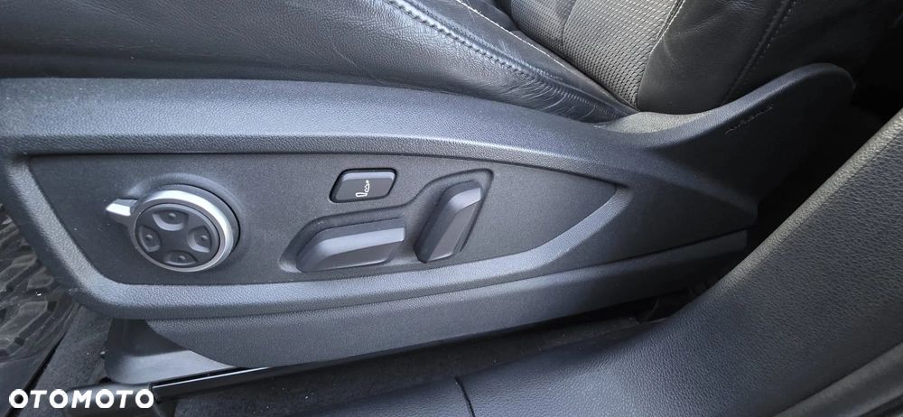 Audi Q5 ver-e--hybrid-270-kw-quattro-s-tronic - 27