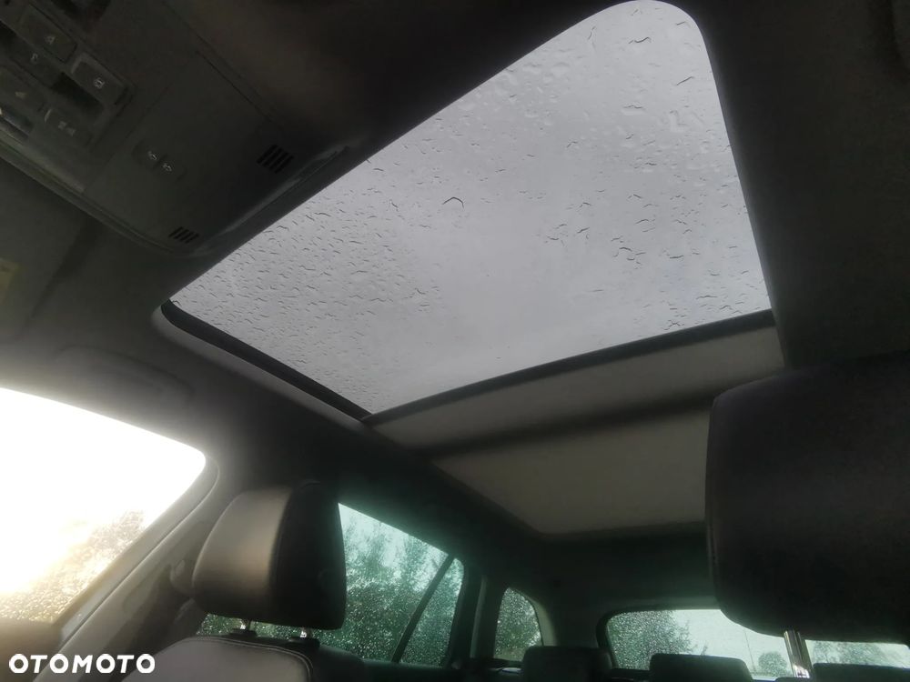 Skoda Superb 2.0 TDI DSG Premium Edition - 24