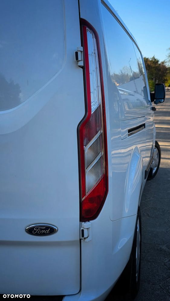 Ford Transit Custom - 8