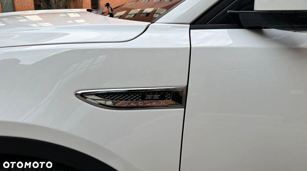 Jaguar E-Pace 2.0 i4P AWD SE - 7