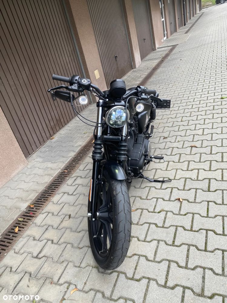 Harley-Davidson Sportster Iron 883 - 8