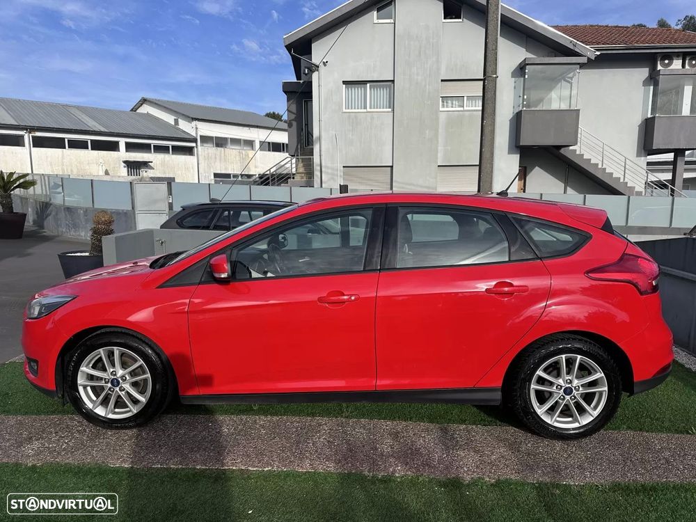 Ford Focus 1.5 TDCi Titanium ECOnetic - 16