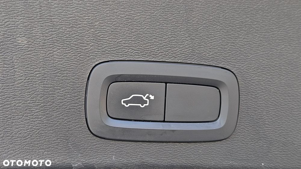 Volvo XC 40 T4 - 13