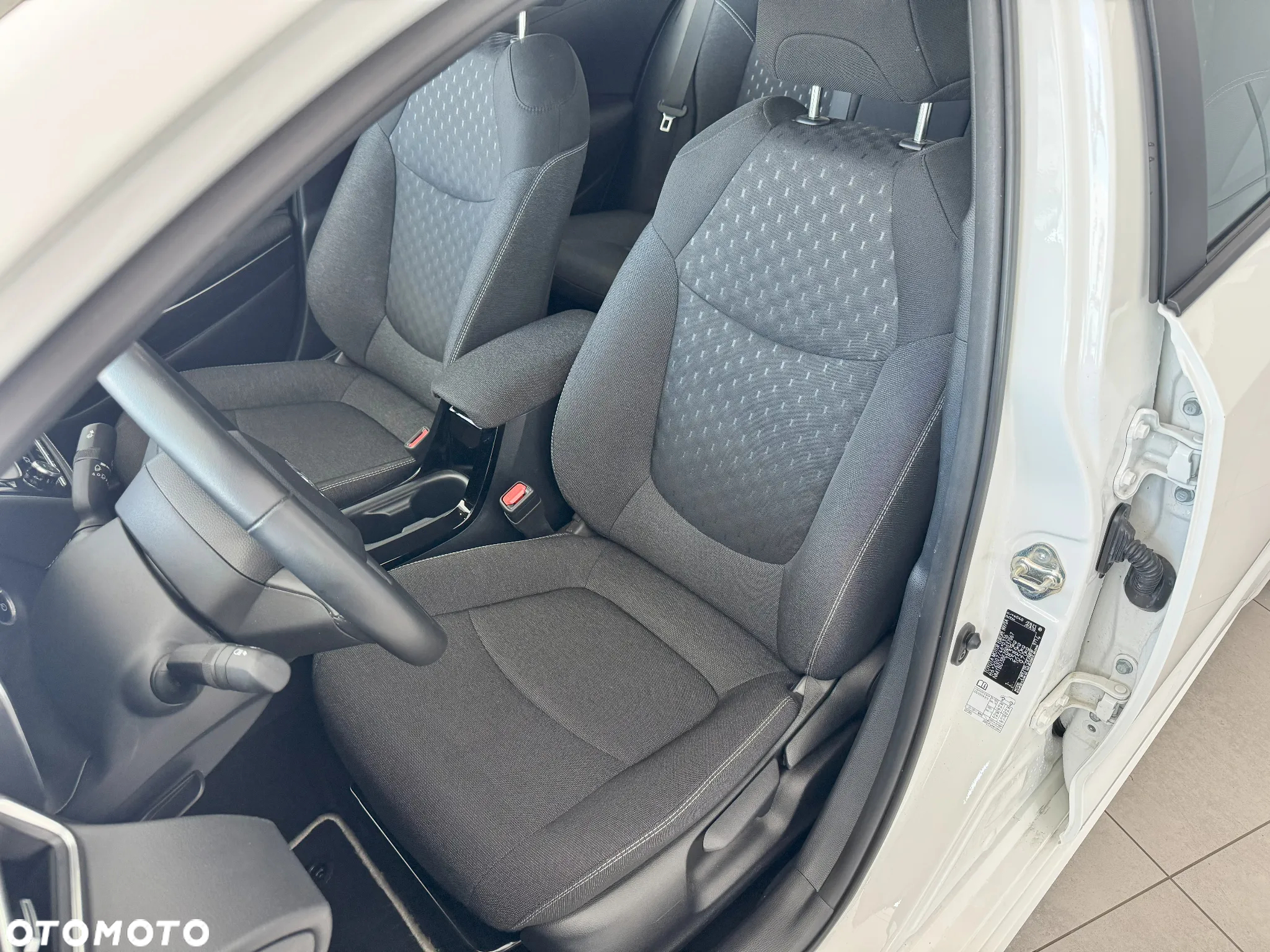 Toyota Corolla 1.5 Comfort MS - 18