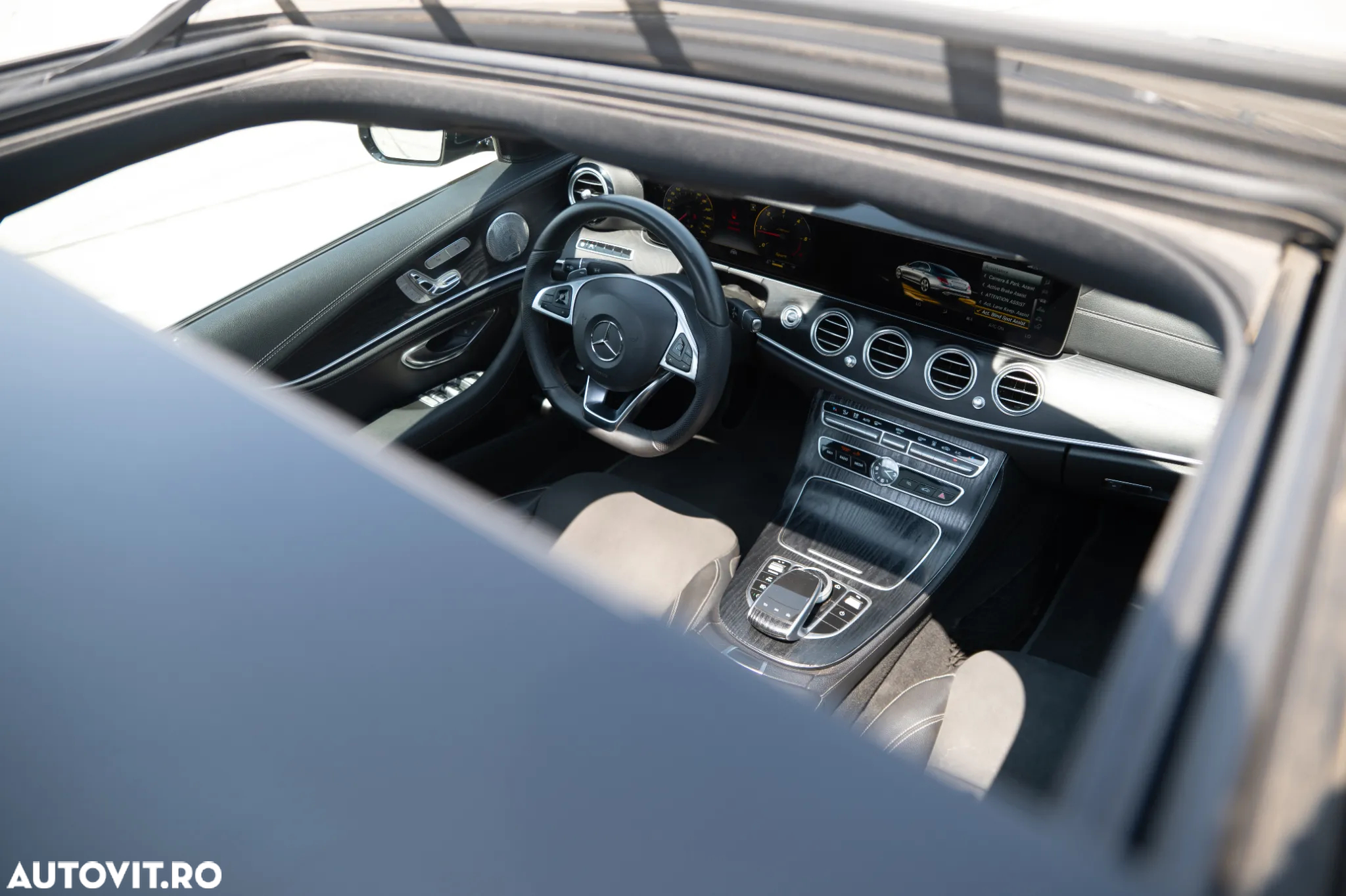 Mercedes-Benz E 220 d 9G-TRONIC AMG Line - 4