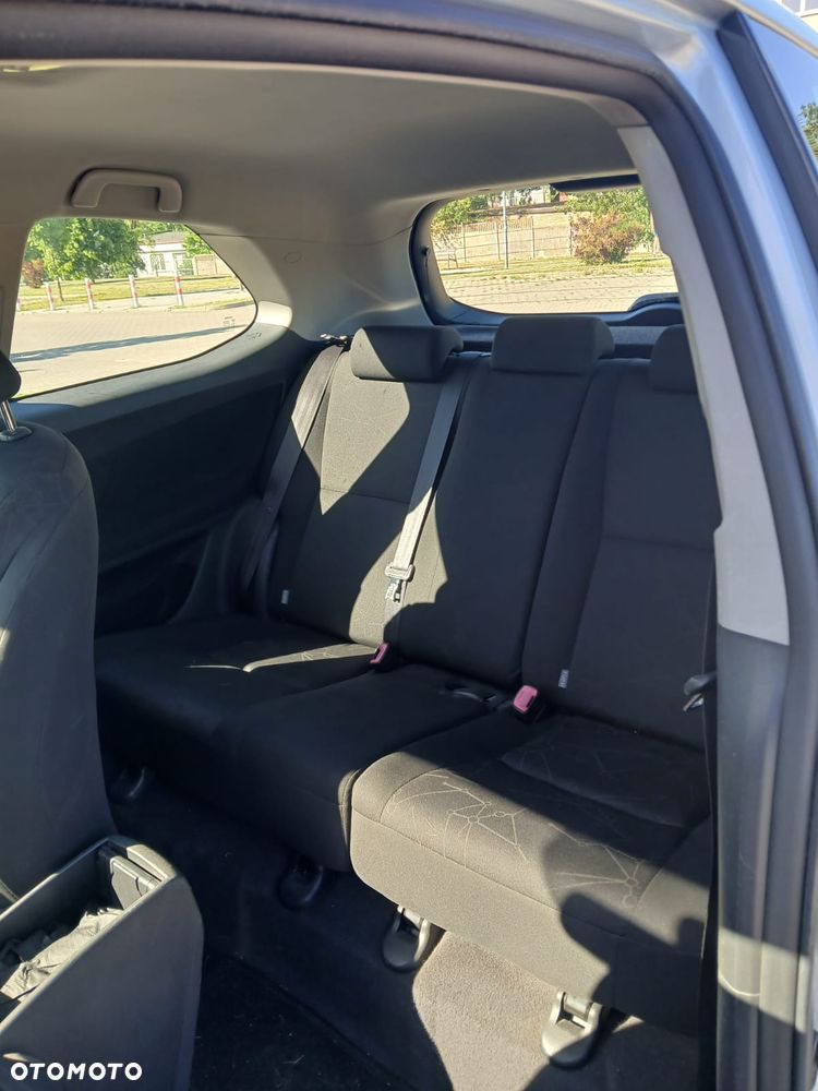 Toyota Auris 1.4 VVT-i Terra - 14