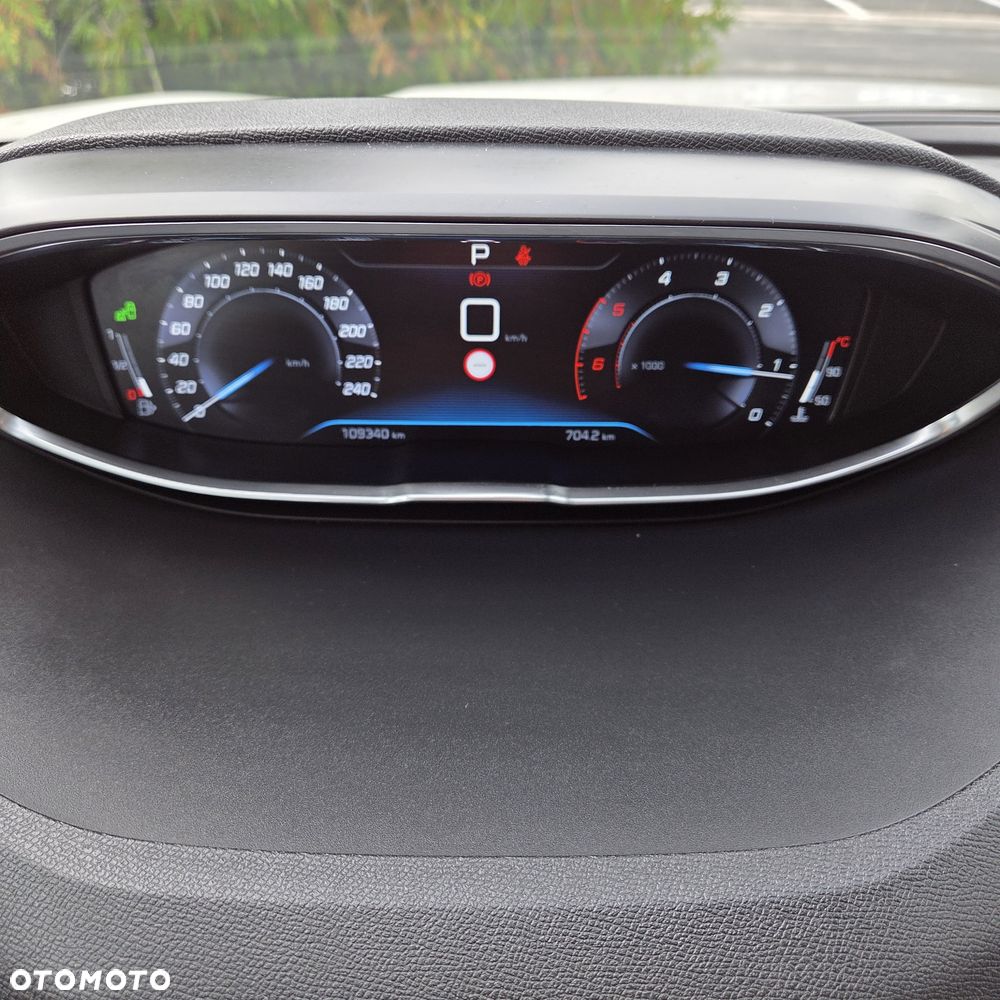 Peugeot 3008 1.5 BlueHDi Allure S&S EAT8 - 10