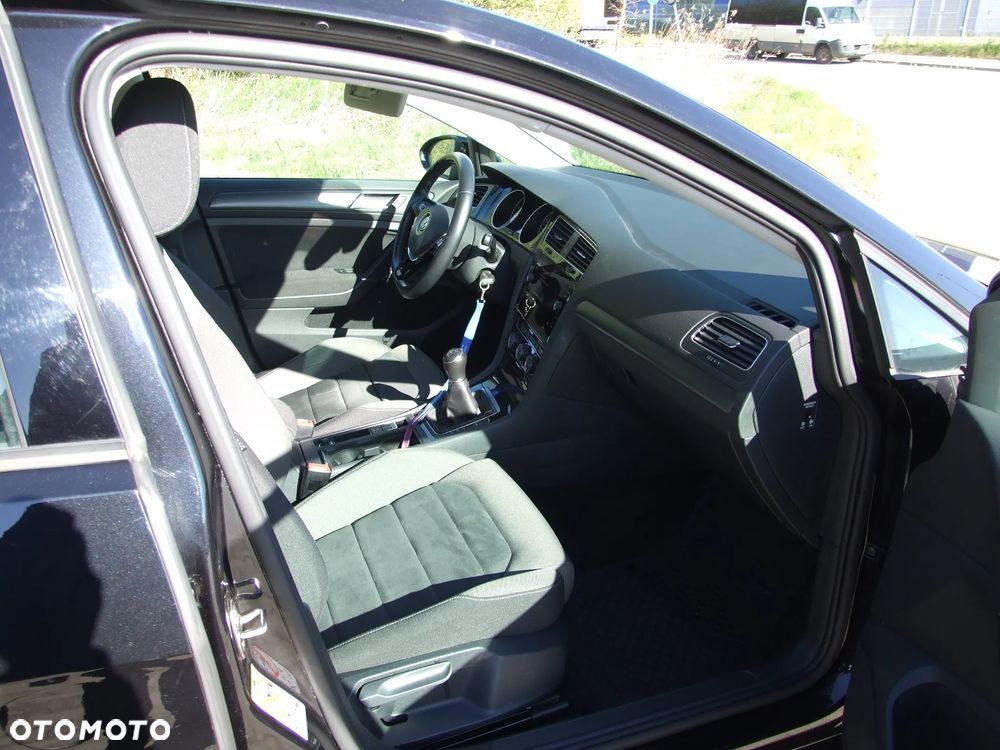 Volkswagen Golf 1.5 TSI BMT Evo Comfortline - 13