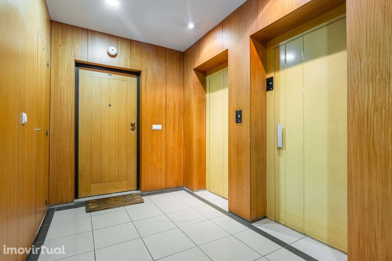 Apartamento T2 em Excelente Estado – Praça Paulo Vidal, Braga - Grande imagem: 4/19