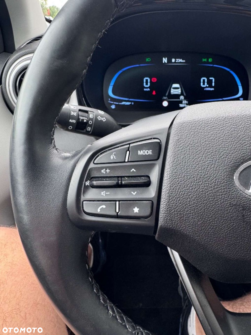 Hyundai i10 - 30