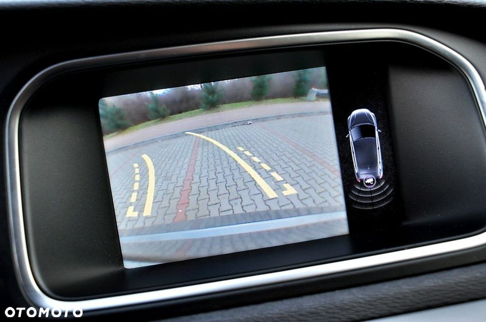 Volvo V40 D2 Momentum - 34