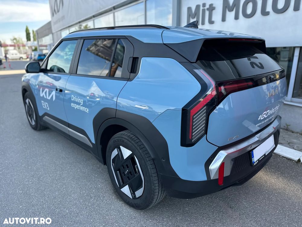 Kia EV3 58.3 kWh 4x2 AT Earth 2 - 6
