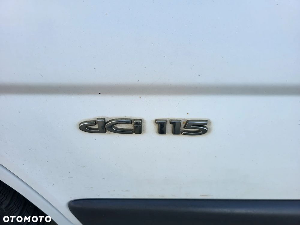 Renault Trafic - 23
