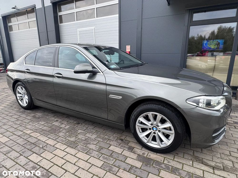 BMW Seria 5 520d xDrive Luxury Line - 28