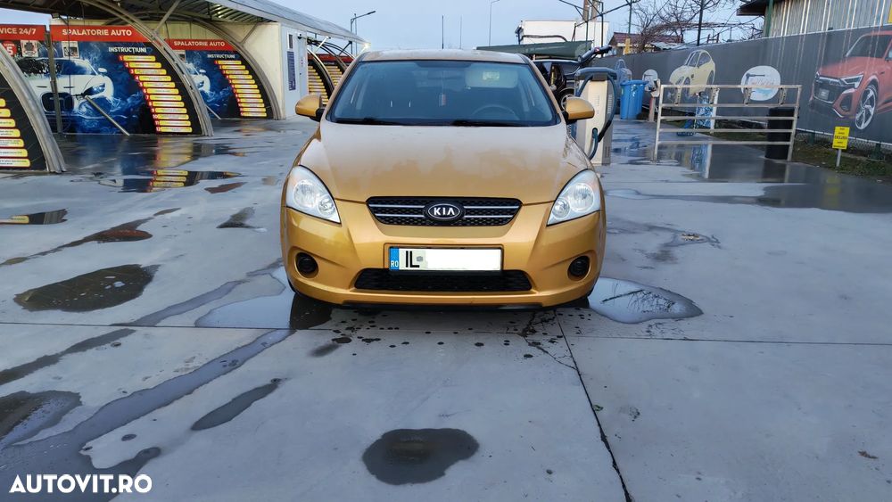 Kia Pro Ceed - 11