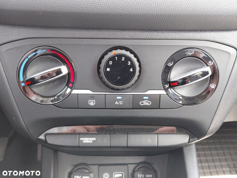 Hyundai i20 - 16