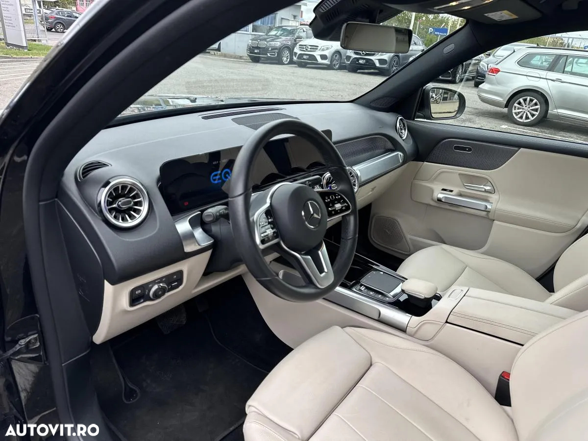 Mercedes-Benz EQB 300 4MATIC - 10