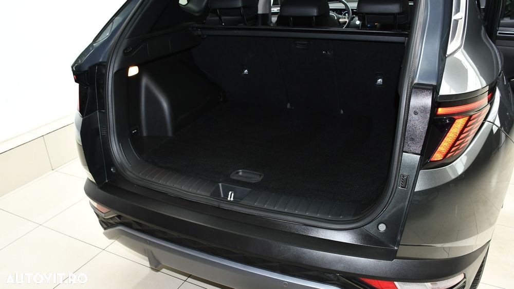 Hyundai Tucson 1.6 T-GDi HEV 2WD Advantage - 25