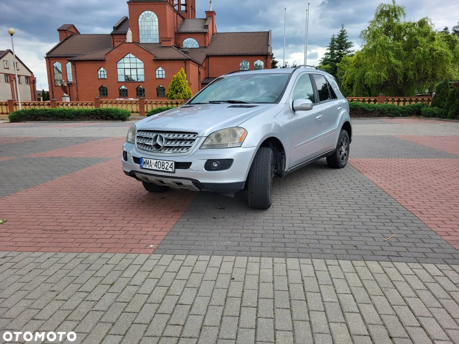 Mercedes-Benz ML 350 4-Matic - 3