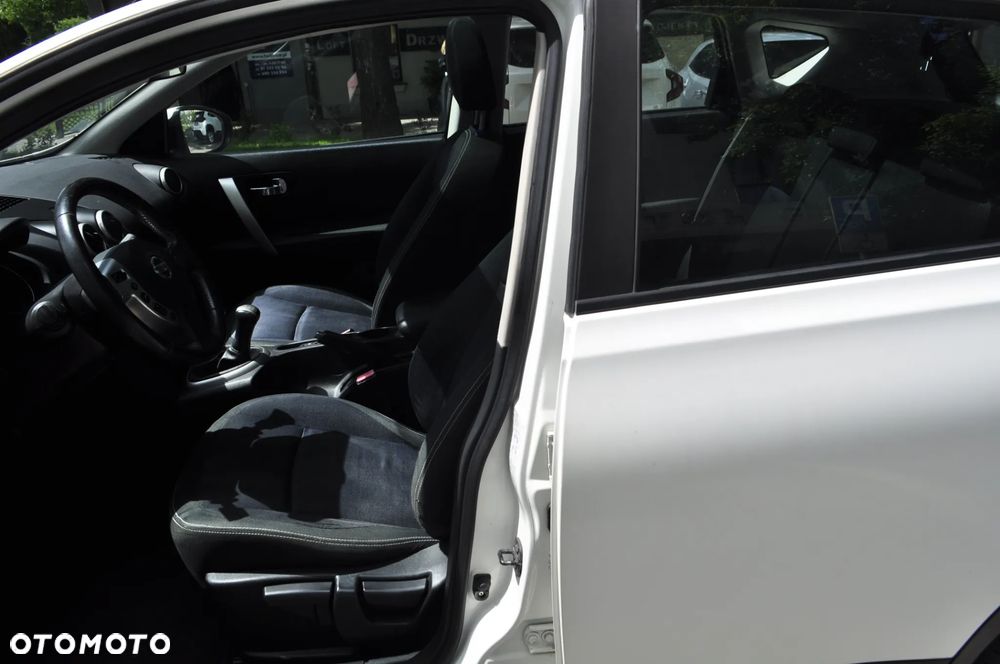 Nissan Qashqai 1.6 visia - 7