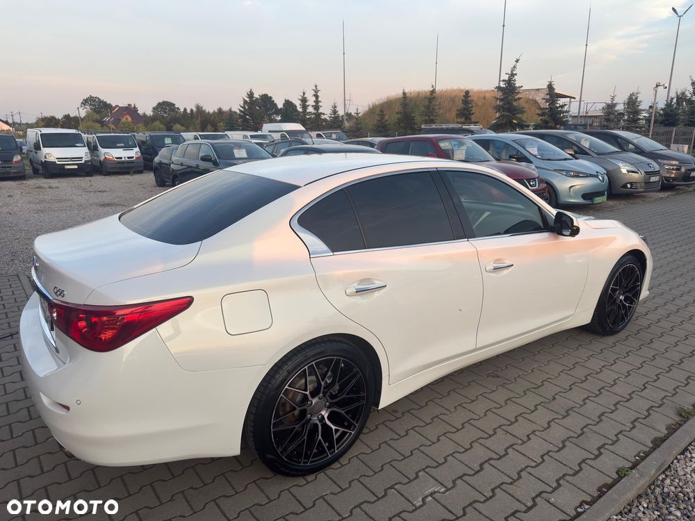 Infiniti Q50 2.0t Premium Executive - 9