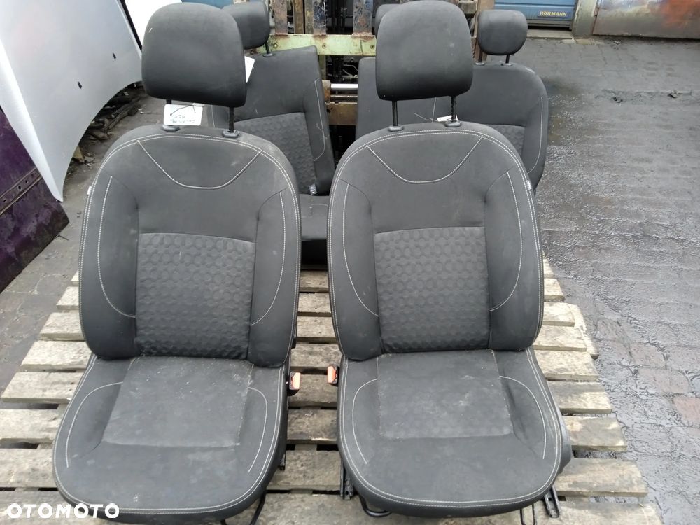 KOMPLET FOTELI DACIA LOGAN MCV 12-21 - 2