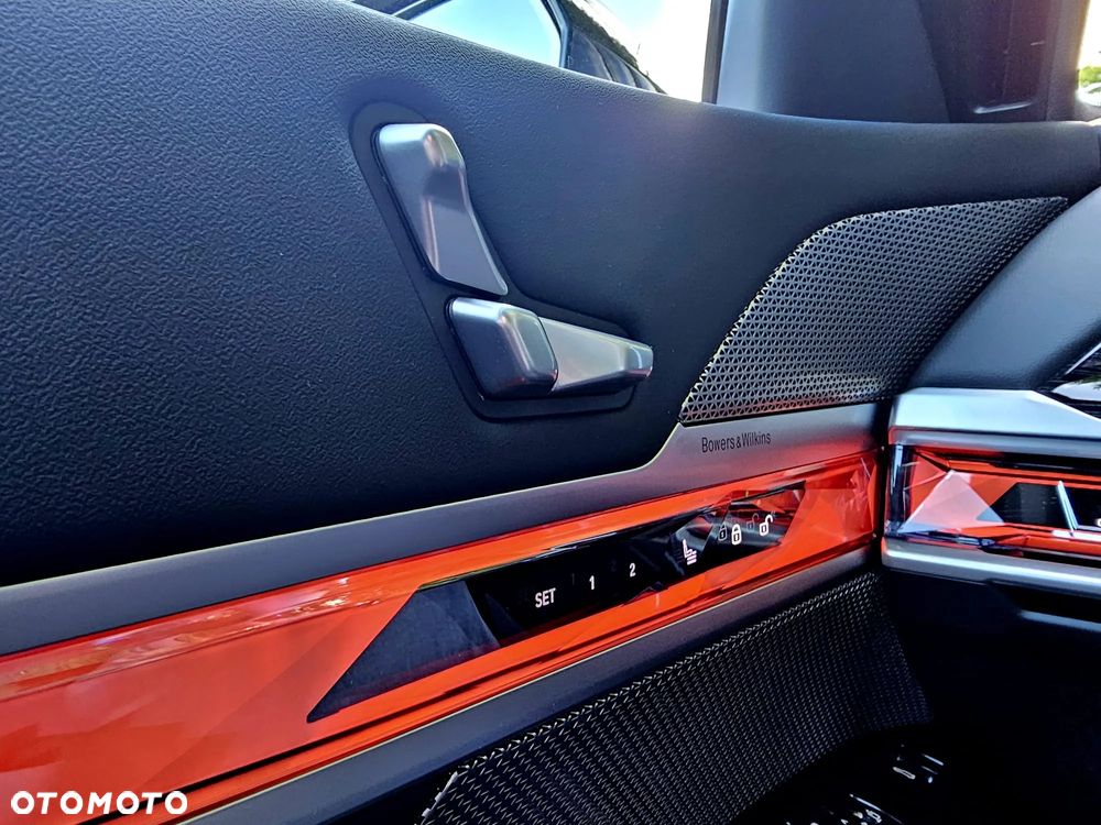 BMW Seria 7 - 18
