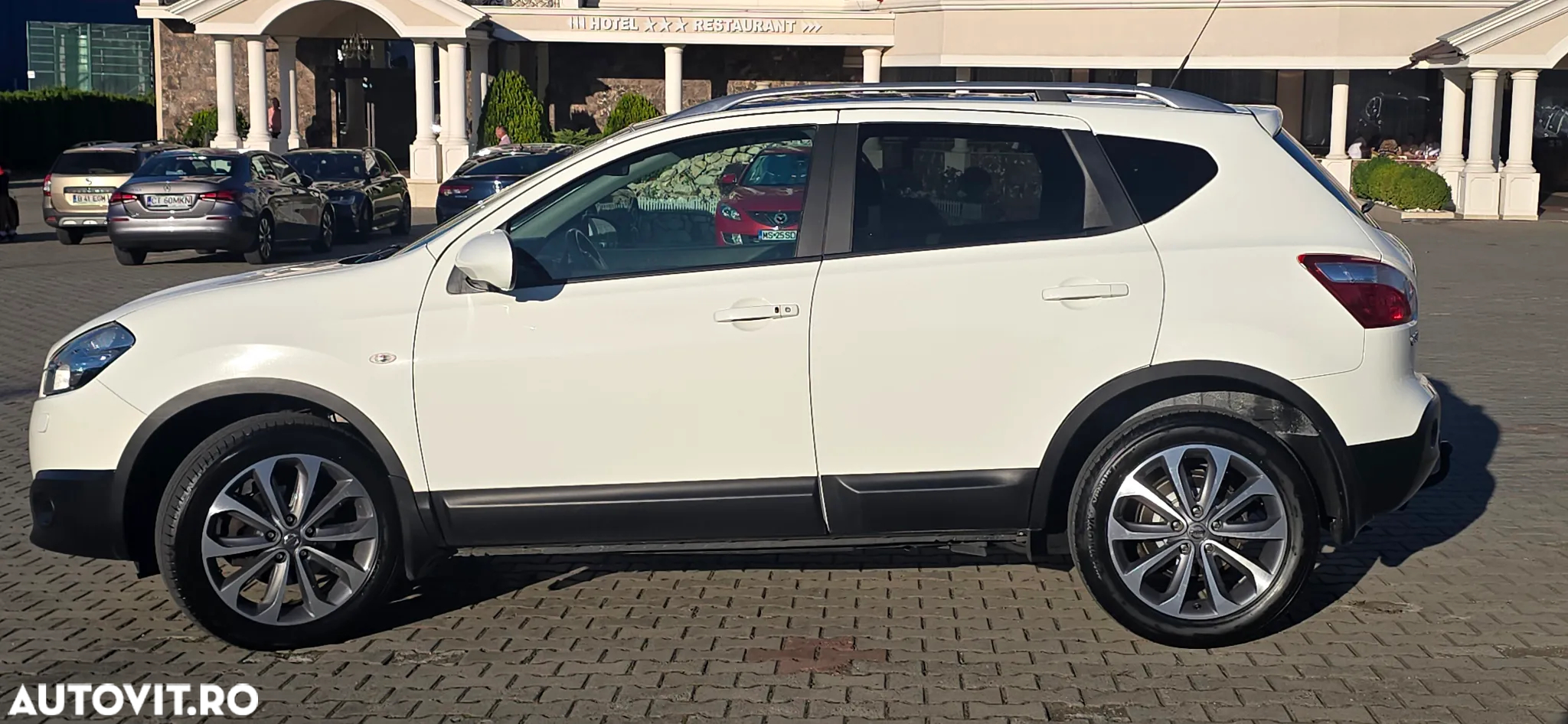 Nissan Qashqai 1.6 DCI ALL-MODE 4x4i TEKNA+ - 2