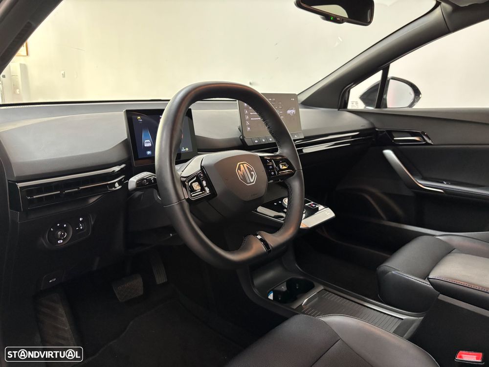 MG MG4 4 Luxury 64 kWh - 6