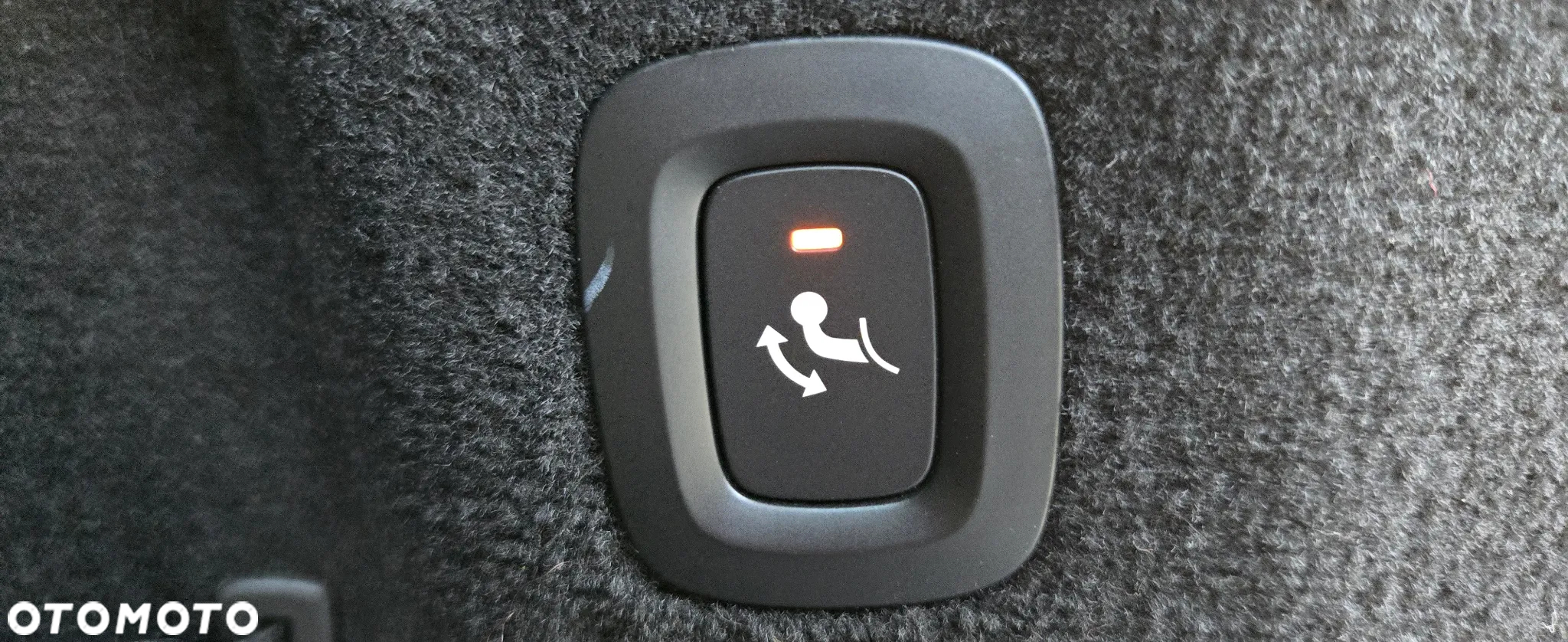 Volvo V90 D4 Geartronic Momentum Pro - 31