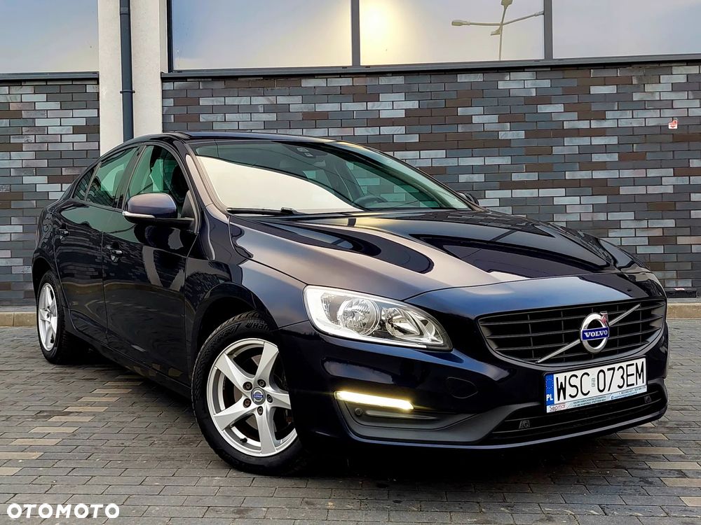 Volvo S60 T3 Drive-E Momentum - 1