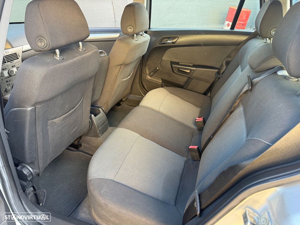 Opel Astra Caravan 1.3 CDTi Enjoy - 10