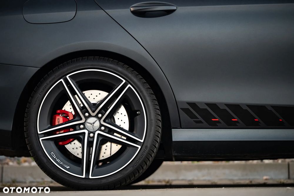Mercedes-Benz Klasa E AMG 63 S 4-Matic+ - 7