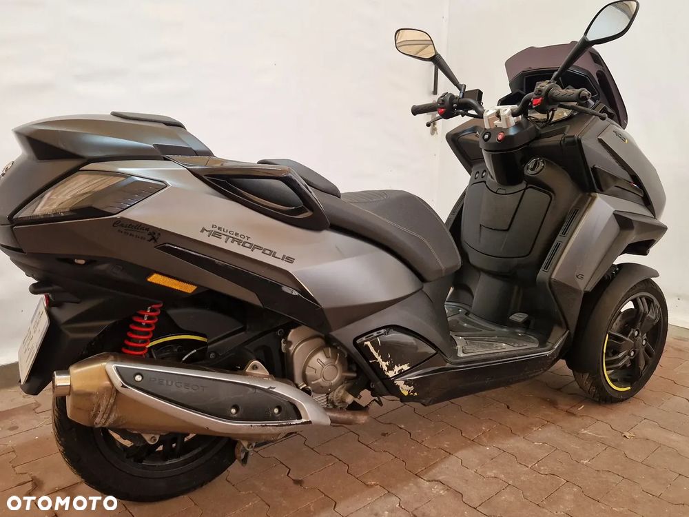 Peugeot Metropolis - 5