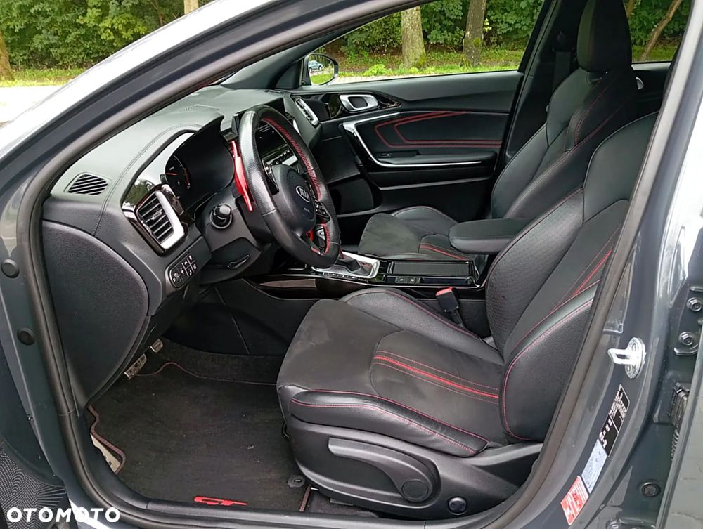 Kia ProCeed 1.6 T-GDI DCT7 OPF GT - 16