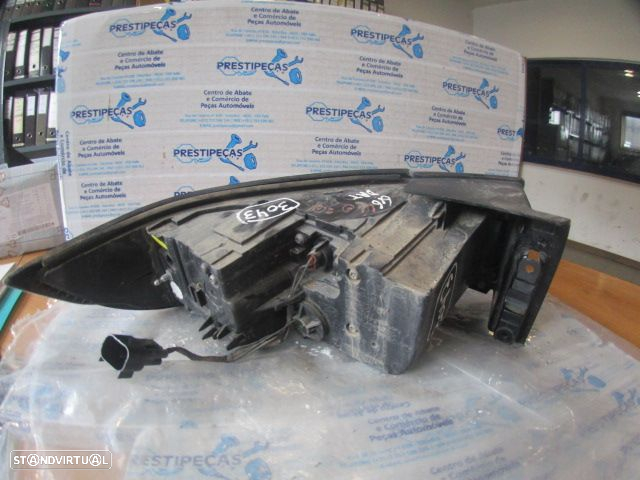 Farol Tras 20180902R LAND ROVER RANGE ROVER EVOQUE 2018 2.0D 150CV 5P BRANCO DRT HELLA - 3