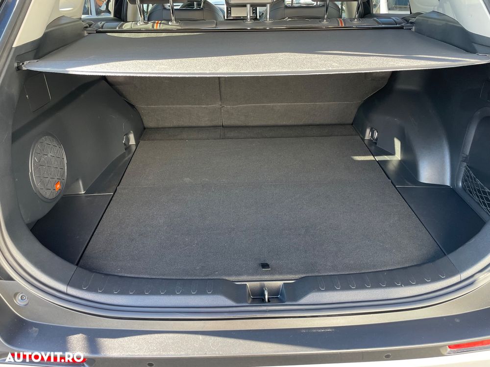 Toyota RAV4 2.5 4x4 Hybrid Adventure - 17