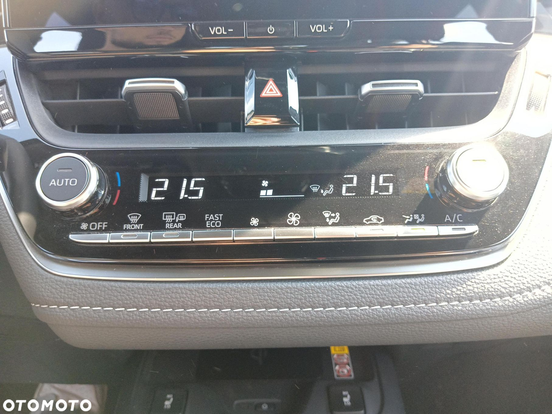 Toyota Corolla - 21