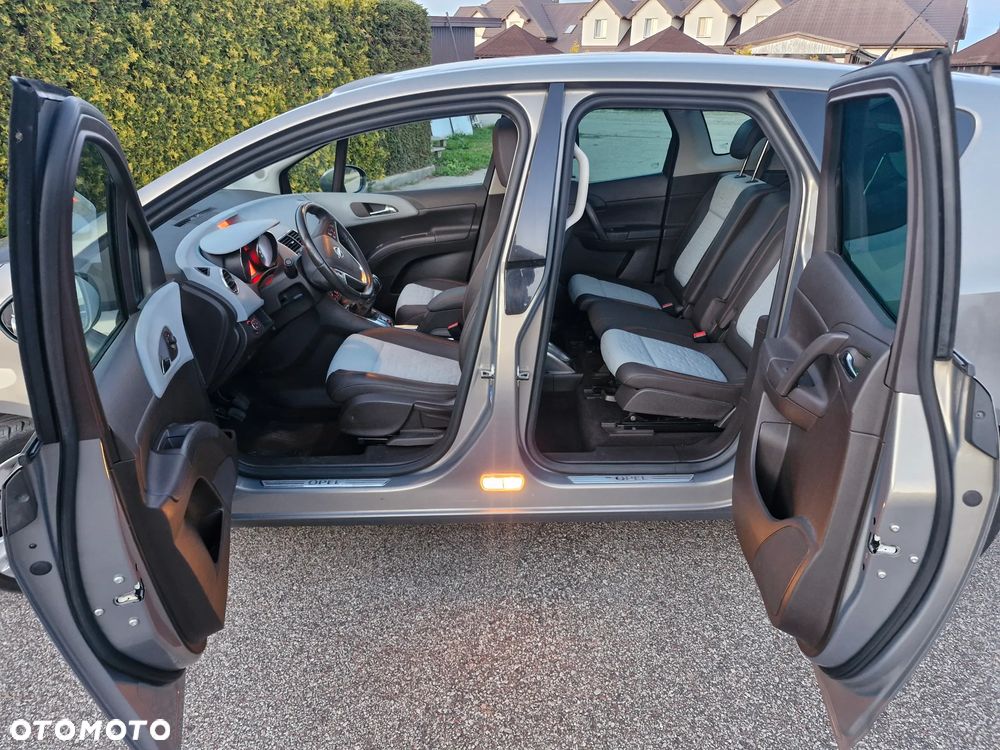 Opel Meriva - 31