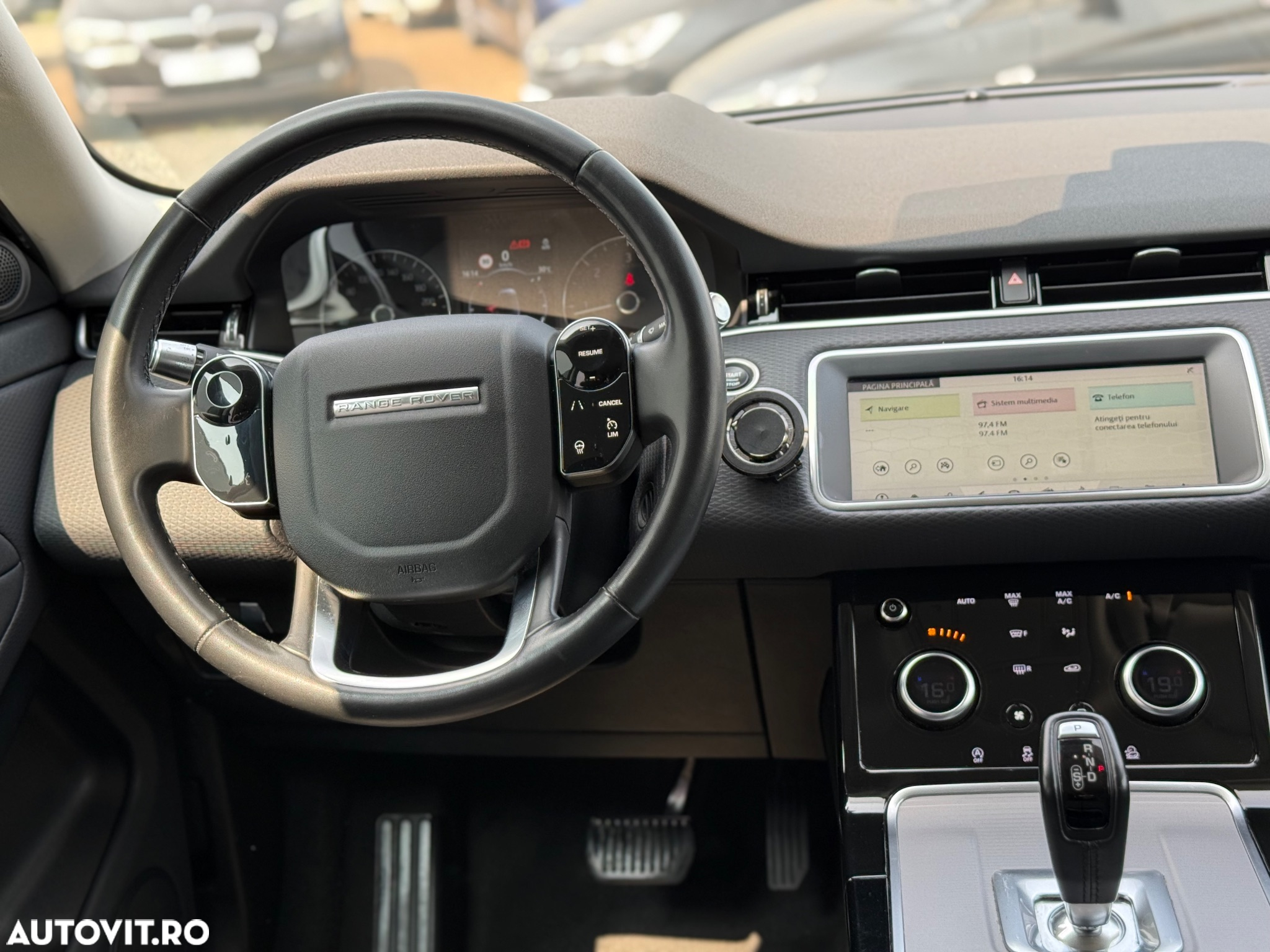 Land Rover Range Rover Evoque 2.0 D150 SE - 8