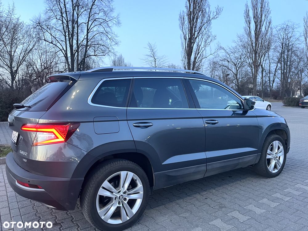 Skoda Karoq 2.0 TDI SCR 4x4 Style DSG - 11