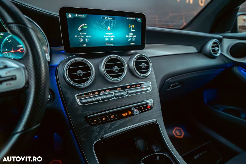 Mercedes-Benz GLC Coupe 220 d 4Matic 9G-TRONIC AMG Line - 24