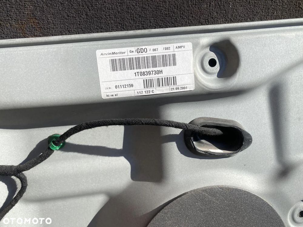 Podnośnik silniczek szyby Volkswagen Touran I prawy tył OE - 2