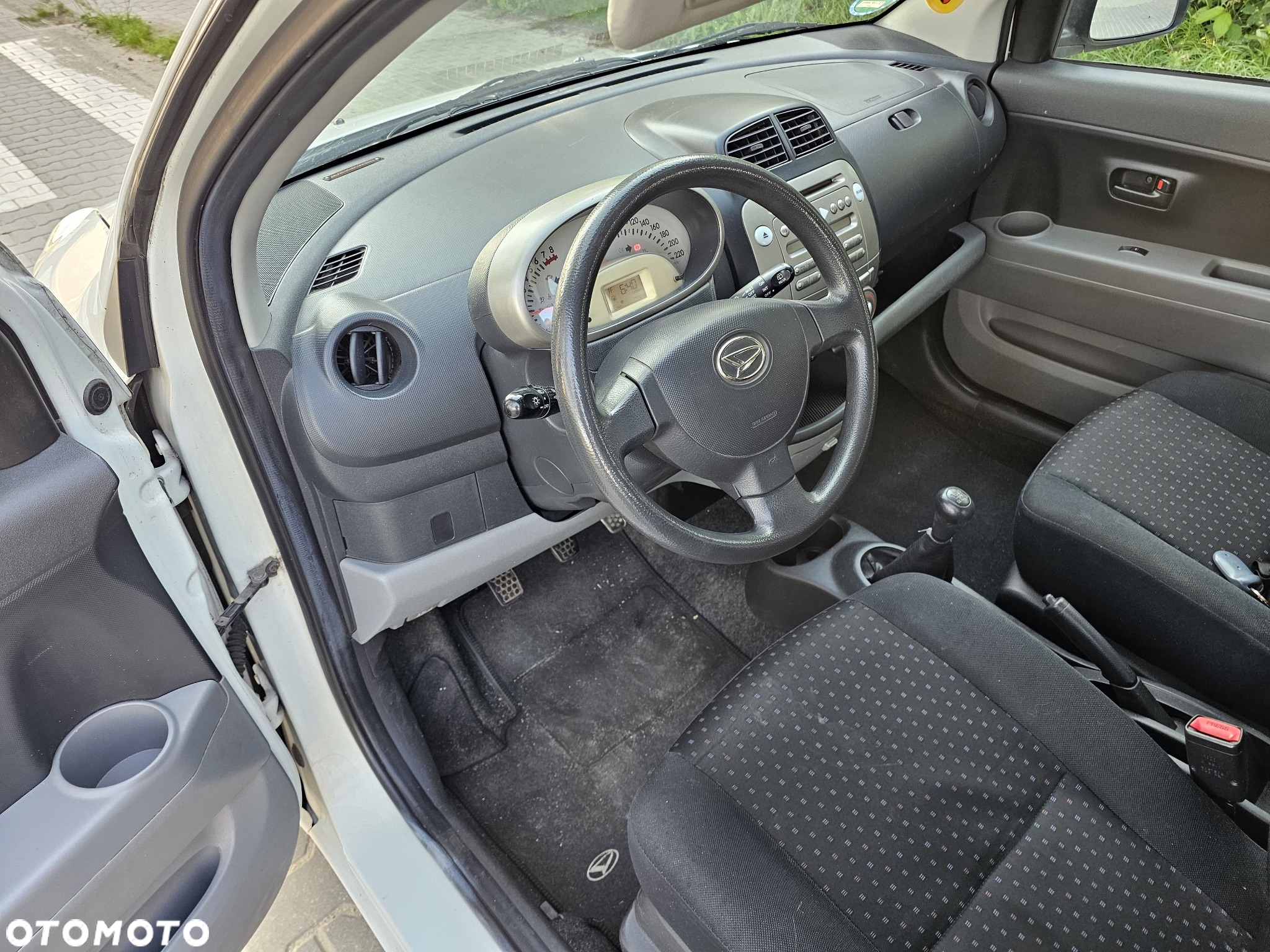 Daihatsu Sirion 1.0 CooLine - 3