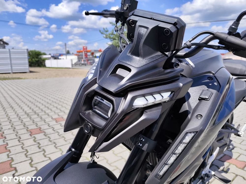 VOGE R125S - 13