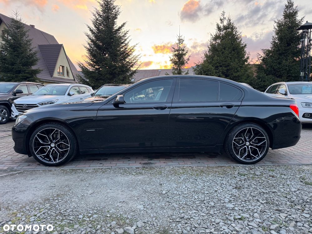 BMW Seria 7 - 8