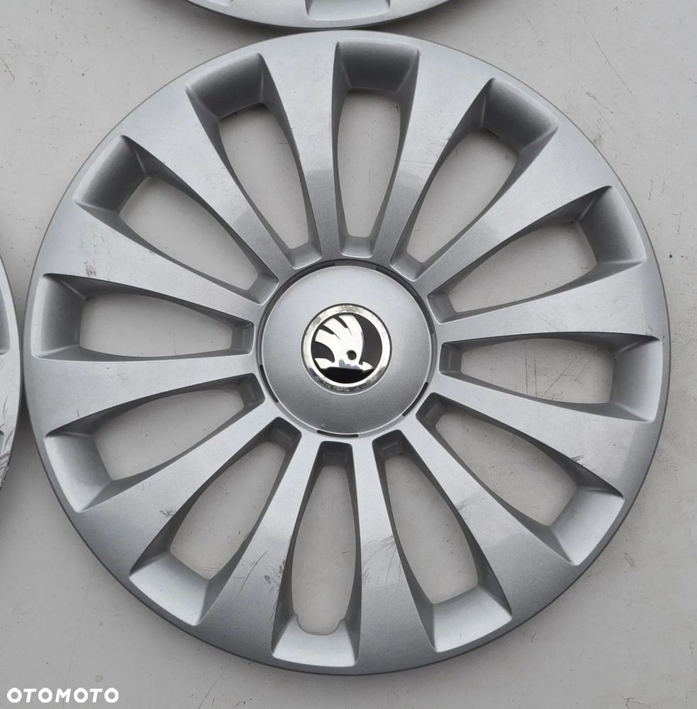 ORYGINALNE KOŁPAKI OEM SKODA 15 CALI x4szt. K-697 - 3